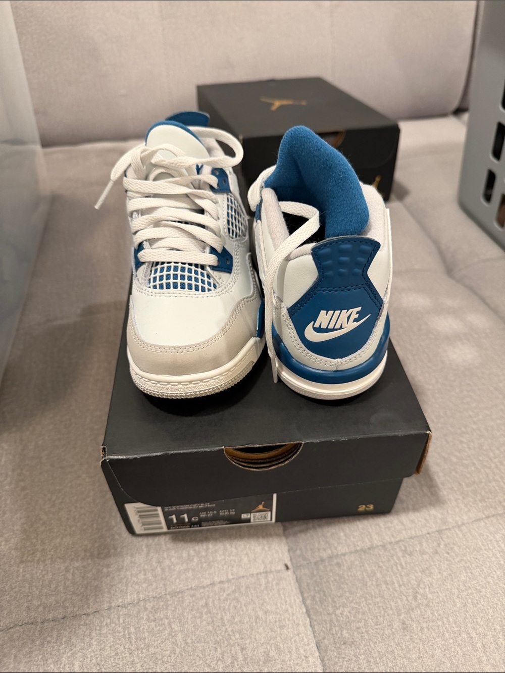 Jordan 4 Retro